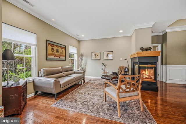 8 IRWIN DR, Upper Chichester, PA 19061