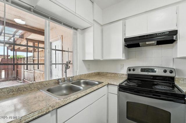 4625 W THOMAS Road 48, Phoenix, AZ 85031