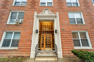 190 72nd St 136, Brooklyn, NY 11209