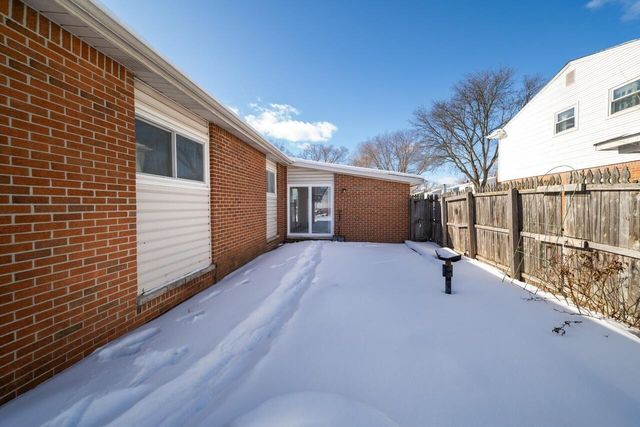 442 N Dobson Street, Westland, MI 48185