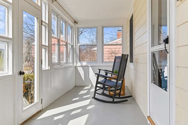 111 Essex Avenue, Portsmouth, NH 03801