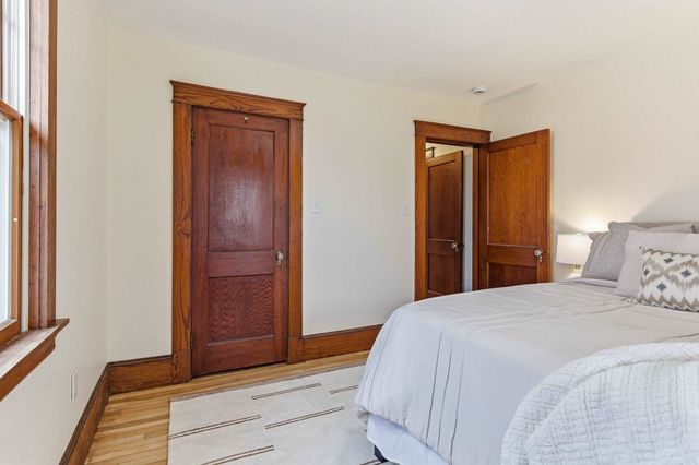 111 Essex Avenue, Portsmouth, NH 03801