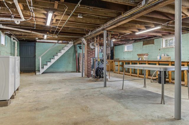 111 Essex Avenue, Portsmouth, NH 03801