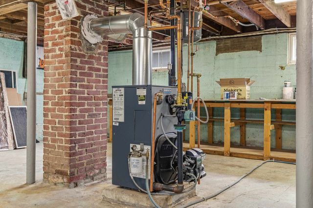 111 Essex Avenue, Portsmouth, NH 03801