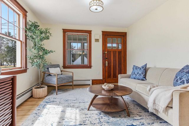 111 Essex Avenue, Portsmouth, NH 03801