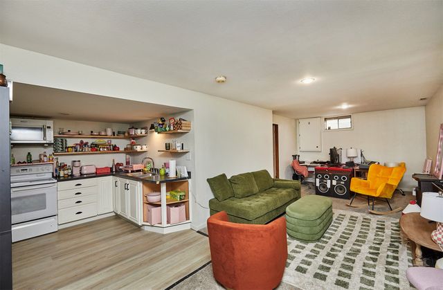 5223 Pommel Place, West Des Moines, IA 50265