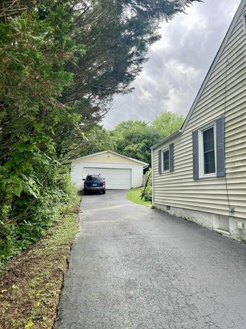 9 Edwards Terrace, Chattanooga, TN 37412
