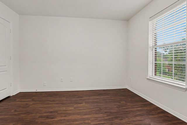 829 Waterwood Lane, Mesquite, TX 75181