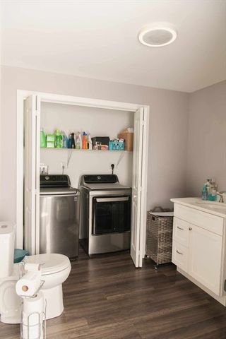 43 Grace St, Chicopee, MA 01020