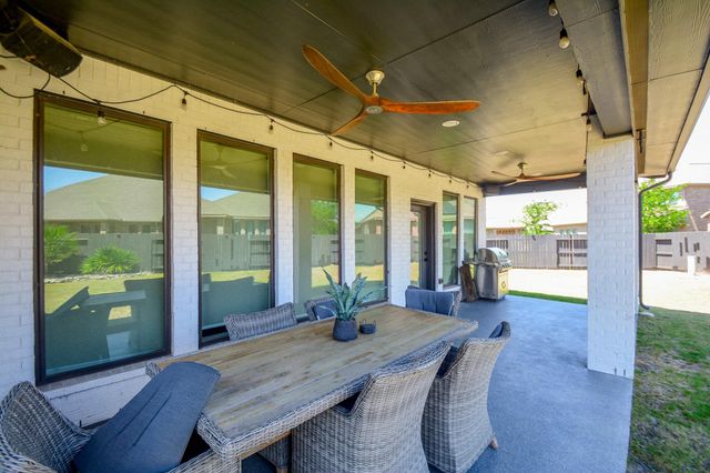 4303 Tupelo Leaf Court, Manvel, TX 77578