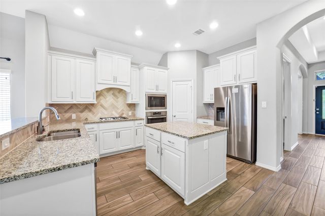 24247 Via Vitani Drive, Richmond, TX 77406