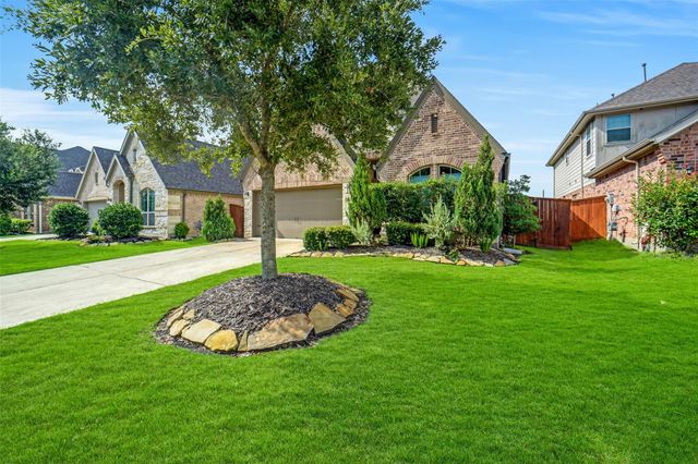 24247 Via Vitani Drive, Richmond, TX 77406