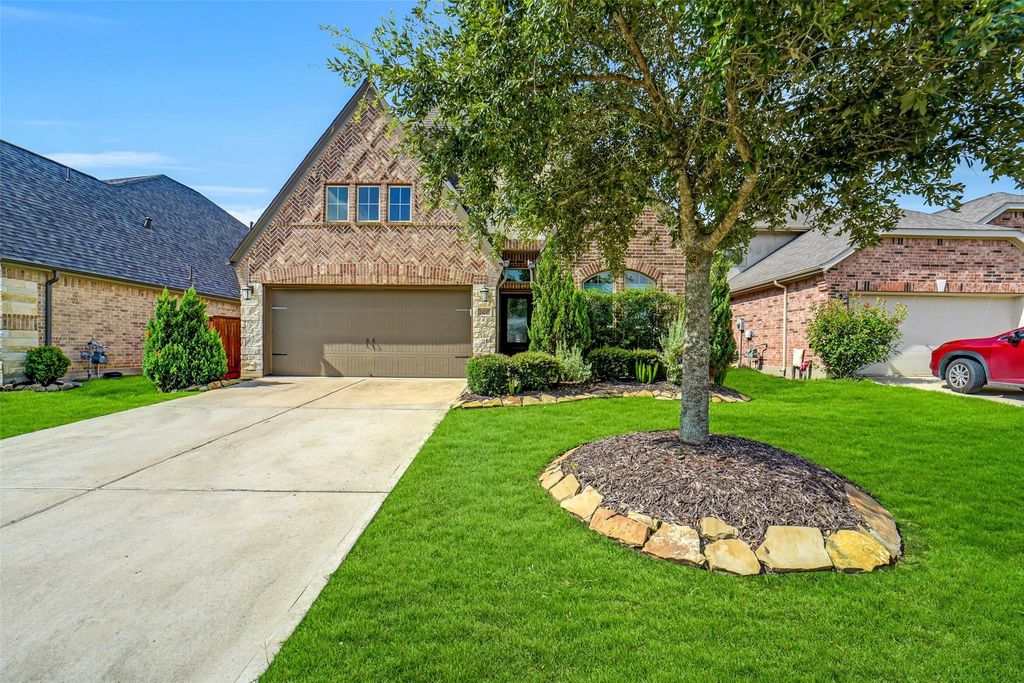 24247 Via Vitani Drive, Richmond, TX 77406