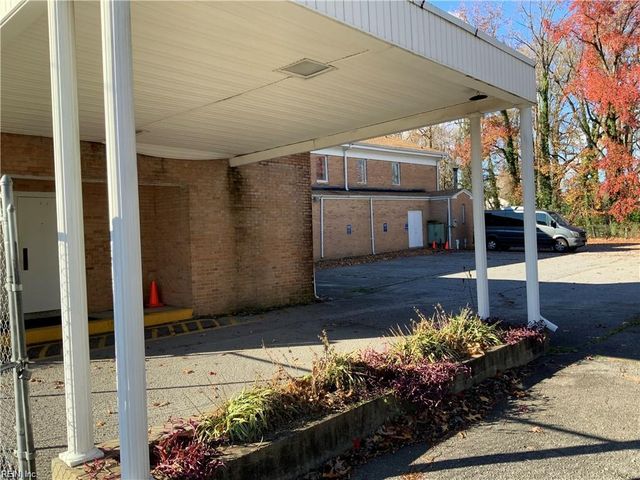 4700 Little John DR, Norfolk, VA 23513