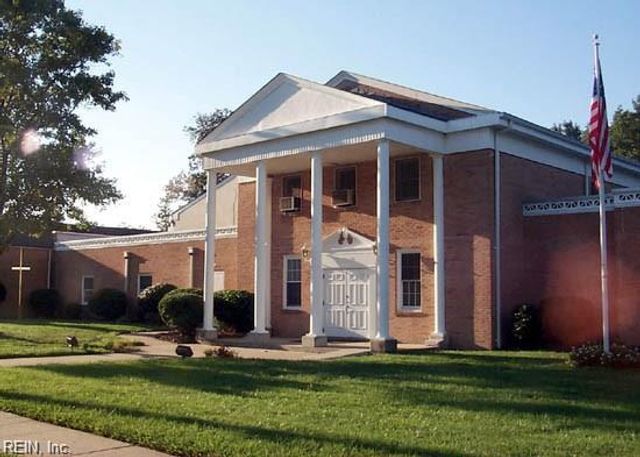 4700 Little John DR, Norfolk, VA 23513