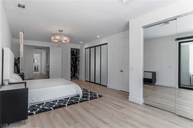 8633 Robinson Ridge Drive, Las Vegas, NV 89117