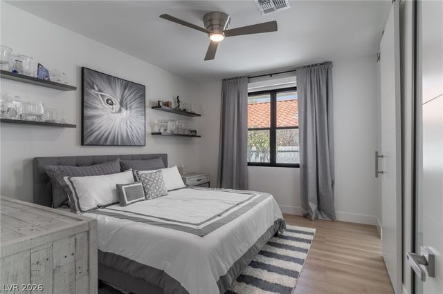 8633 Robinson Ridge Drive, Las Vegas, NV 89117