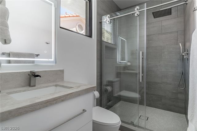 8633 Robinson Ridge Drive, Las Vegas, NV 89117