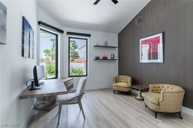 8633 Robinson Ridge Drive, Las Vegas, NV 89117