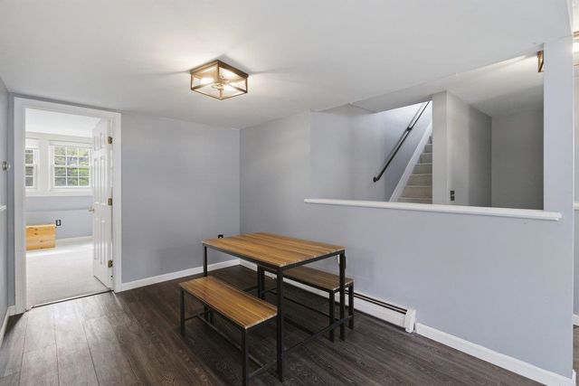 432 South St Apt D2, Bennington, VT 05201