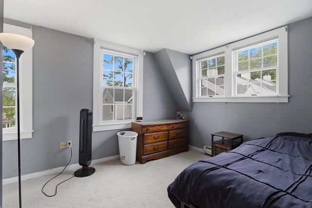 432 South St Apt D2, Bennington, VT 05201
