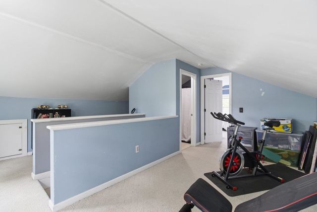 432 South St Apt D2, Bennington, VT 05201