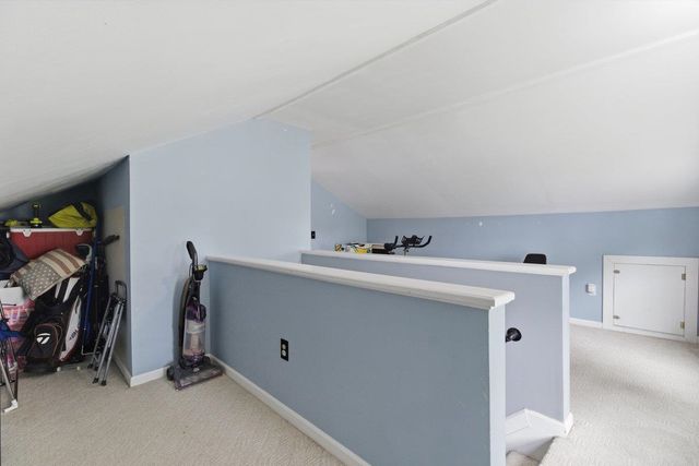 432 South St Apt D2, Bennington, VT 05201