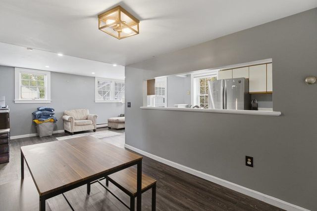 432 South St Apt D2, Bennington, VT 05201