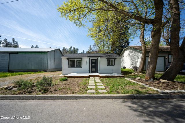 1033 N 1st ST, Coeur D'alene, ID 83814