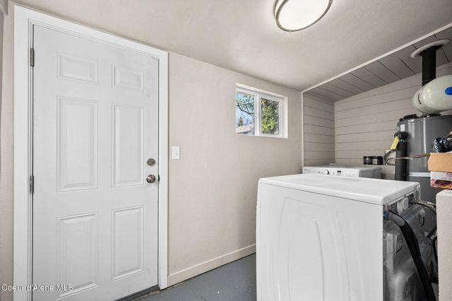 1033 N 1st ST, Coeur D'alene, ID 83814
