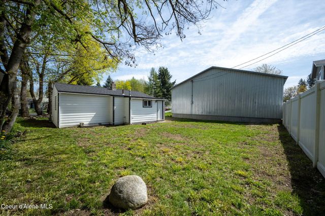 1033 N 1st ST, Coeur D'alene, ID 83814