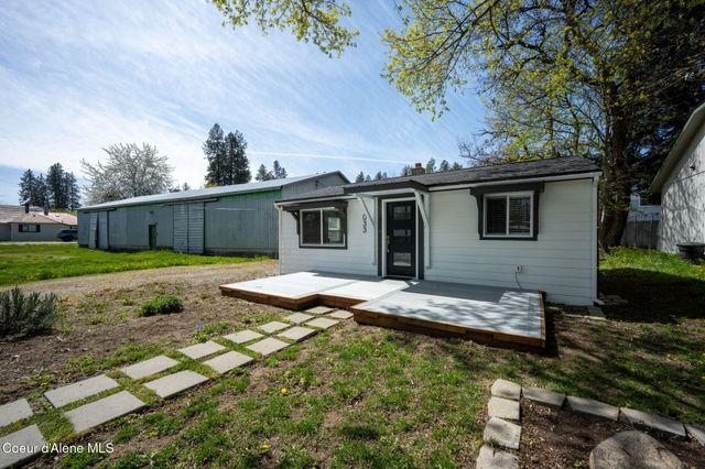 1033 N 1st ST, Coeur D'alene, ID 83814