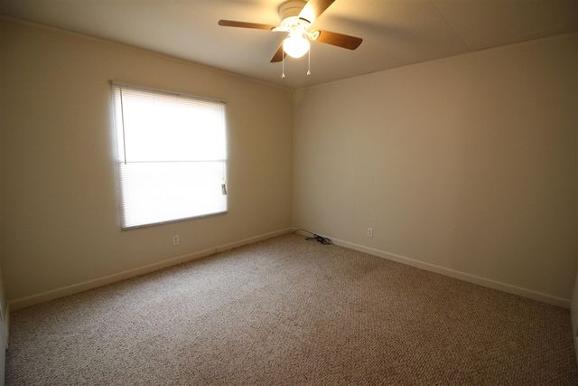 45768 Kozma Street, Belleville, MI 48111