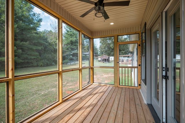 146 Simons Blvd, Morrison, TN 37357