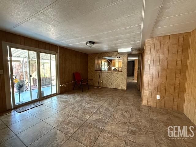 700 S Shafter Avenue 115, Shafter, CA 93263