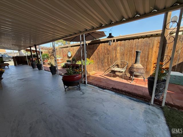 700 S Shafter Avenue 115, Shafter, CA 93263