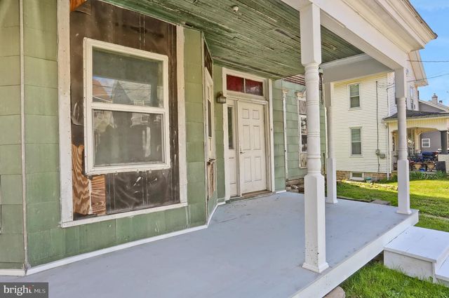 304-306 E MARKET ST, Williamstown, PA 17098