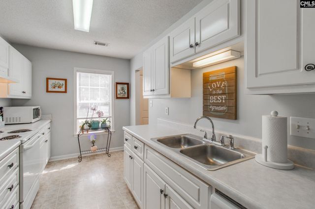 145 Thorn Tree Lane, Columbia, SC 29212
