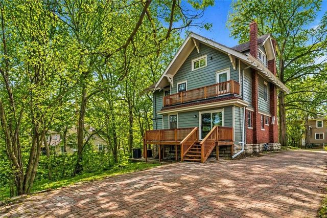 316 E Doniphan Street, Liberty, MO 64068