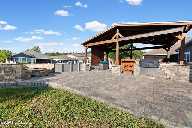 197 GREENLEAF LAKES Avenue, Ponte Vedra, FL 32081