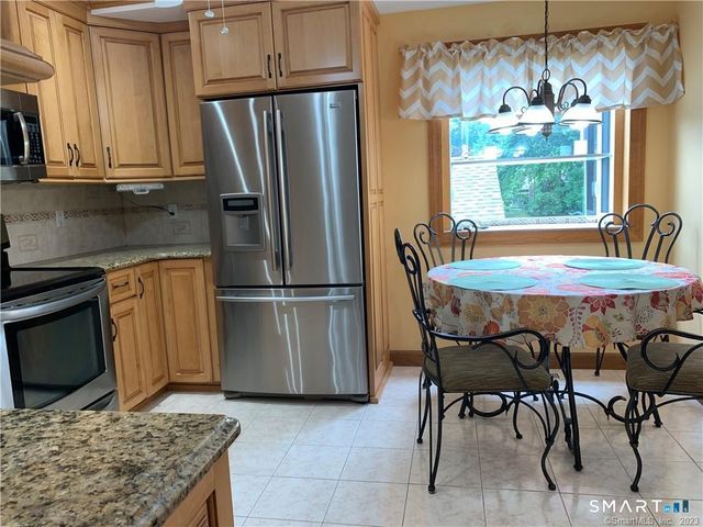 2303 Mill Pond Drive 2303, South Windsor, CT 06074