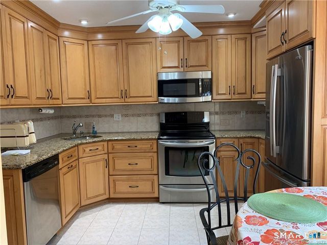 2303 Mill Pond Drive 2303, South Windsor, CT 06074