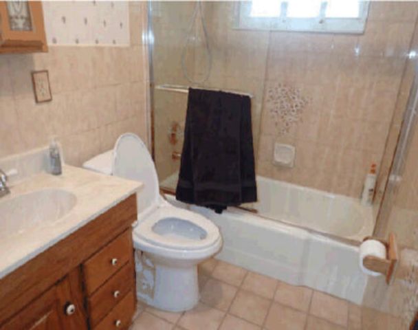 704 Juniper Drive, North Palm Beach, FL 33408