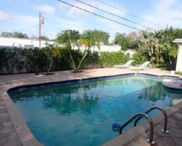 704 Juniper Drive, North Palm Beach, FL 33408