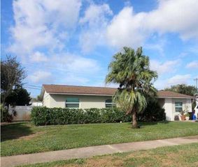 704 Juniper Drive, North Palm Beach, FL 33408