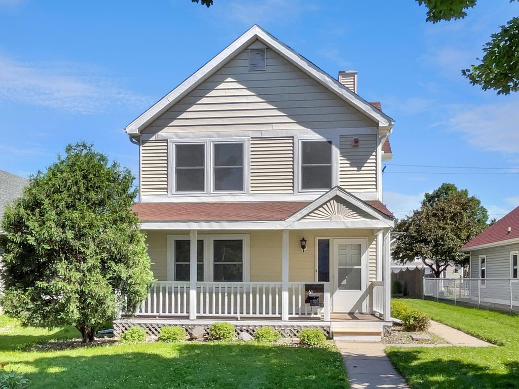 61 Sycamore Street W, Saint Paul, MN 55117