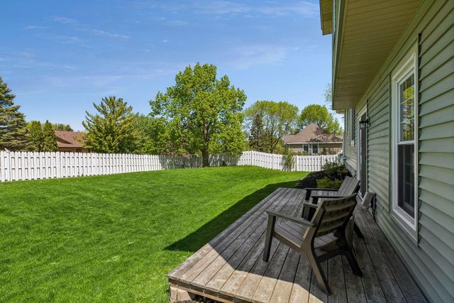 11283 49th Avenue N, Plymouth, MN 55442