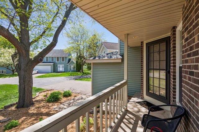 11283 49th Avenue N, Plymouth, MN 55442
