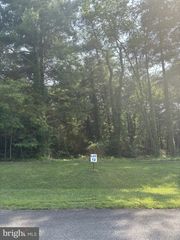 12 WILSON POINT RD, Galena, MD 21635