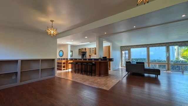8440 La Jolla Shores Drive, La Jolla, CA 92037